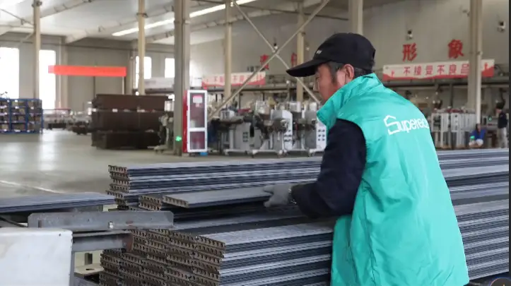 Composite decking manufacturer